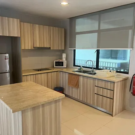 Samsuria Beach Apartment Resort Kuantan Exterior photo