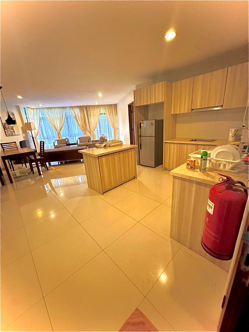 Samsuria Apartment *